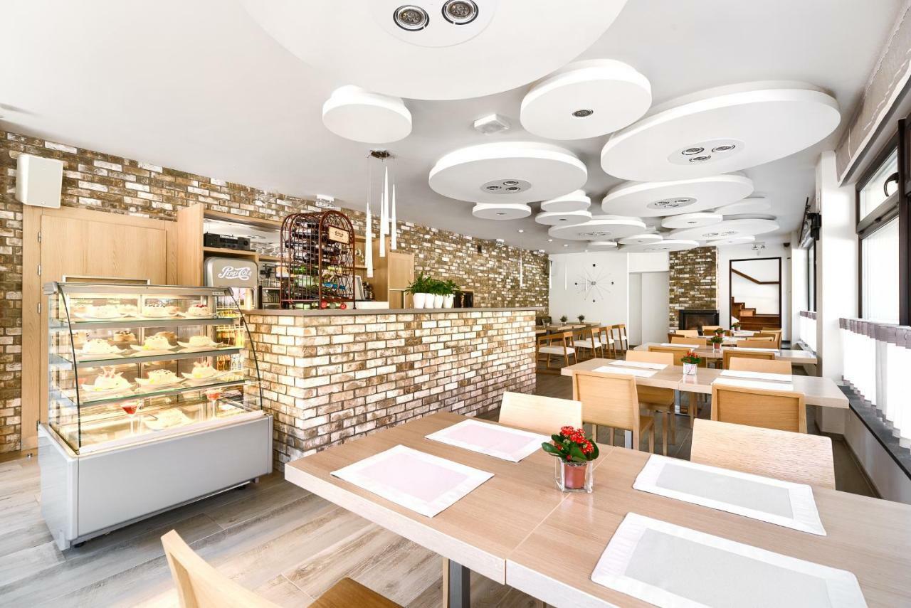 德雷高尔夫家庭酒店 Wisełka 外观 照片